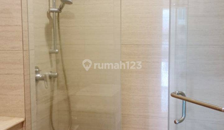 Nice 3BR Apt With Nice Pool View And Complete Facilities At Pondok Indah Residences 2