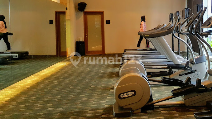 Nice 3BR Apt with Easy Access Location at Capital Residence 2