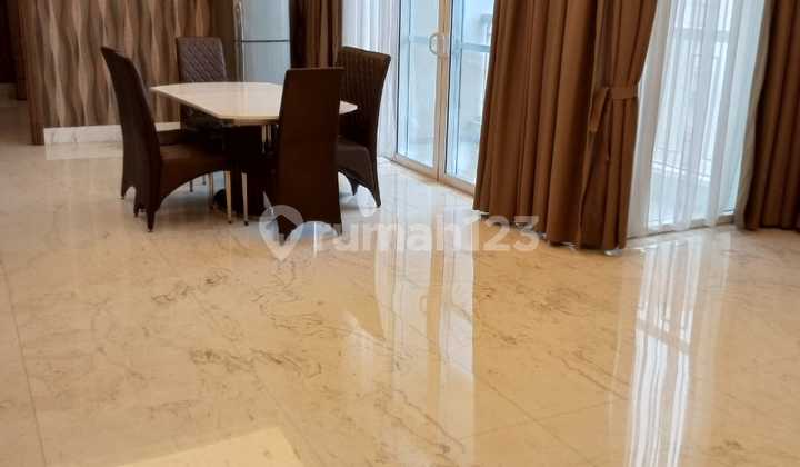 Cozy 2Br Apt With Very Strategic Location At Botanica Apartment 2