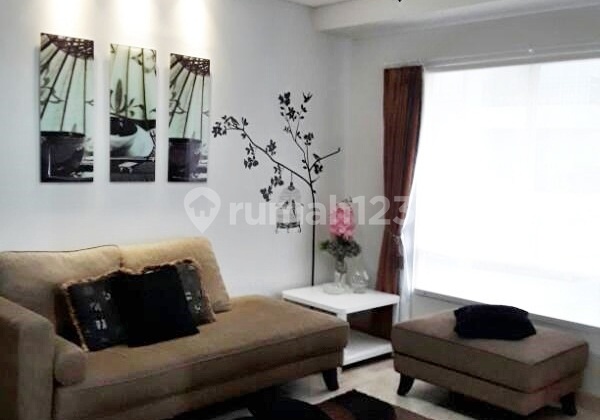 Nyaman 3BR Apt Terletak Dekat Area SCBD Di Permata Hijau Residence