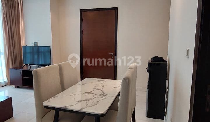 Nice and Cozy 2BR Apartment with Strategic Location at The Peak Apartments 2
