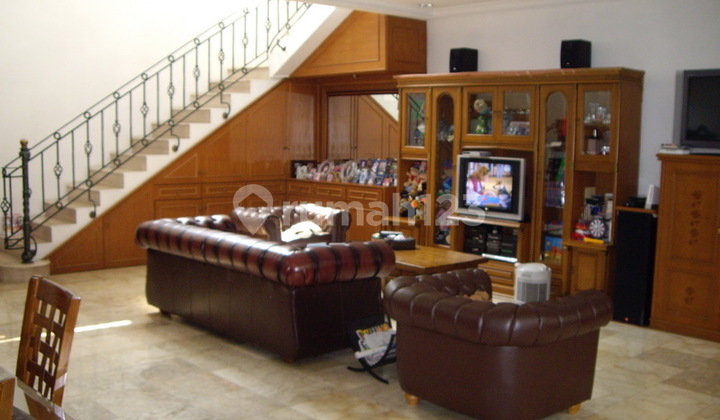 House Strategically Located with Easy Access in Prime Area Pondok Indah 2