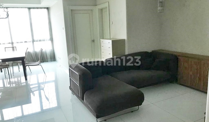 Nice and Cozy 3BR Apt with Easy Access Location At Puri Imperium 2