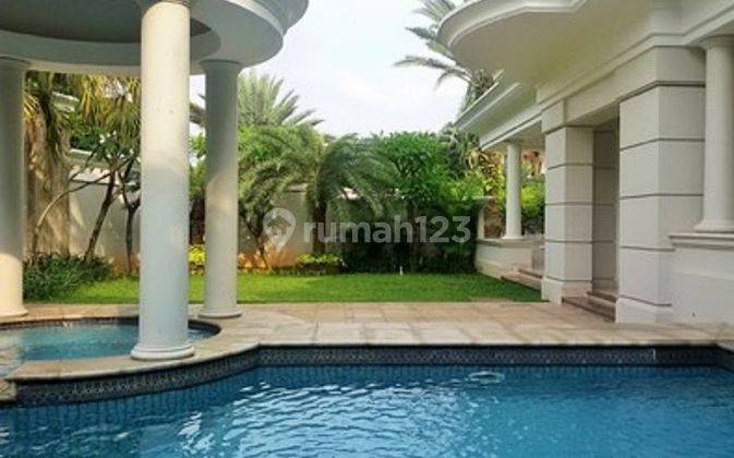 Nice And Spacious 5BR House With Pool At Jalan Pejaten Barat 2