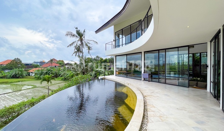 4 Bedroom Villa With Rice Field View In Babakan di Jl. Raya Padonan, Dalung, Kec. Kuta Utara, Kabupaten Badung, Bali, Canggu