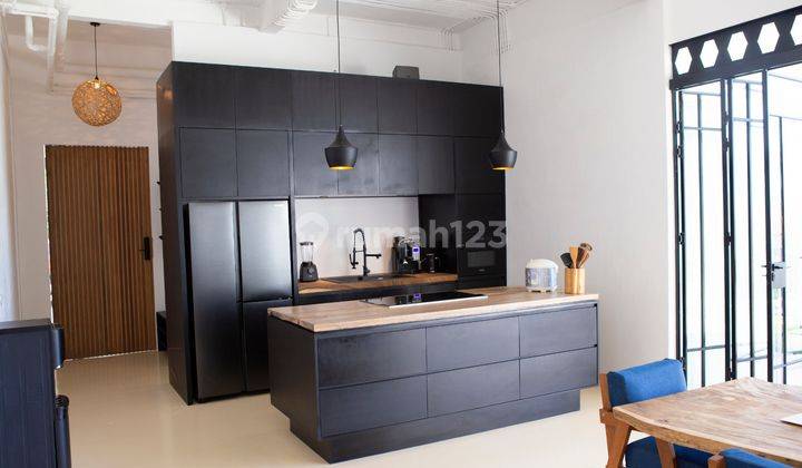 Magnificent Freehold Property  Di Ungasan Furnished Bagus Sekali