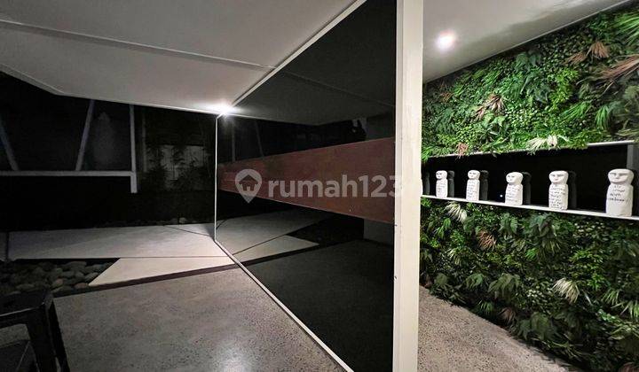 Newly Built Modern-Industrial Style Villa With Stunning Views Bagus 7
