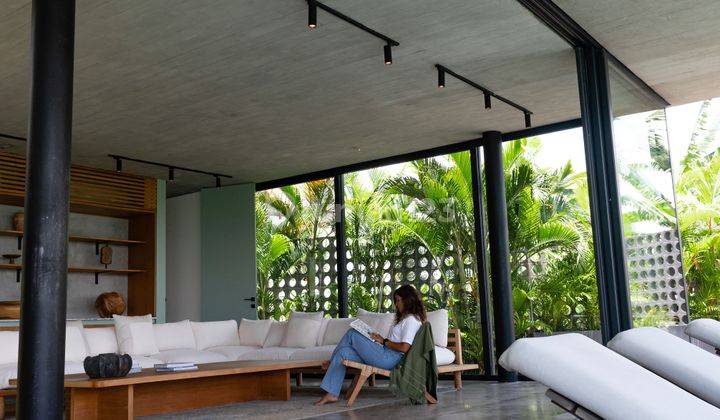 Modern Industrial Home With Rice Paddies In The Center Of Canggu  12