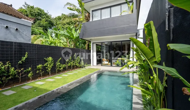 Brand New 3-Bedroom Modern Villa in Tumbak Bayuh