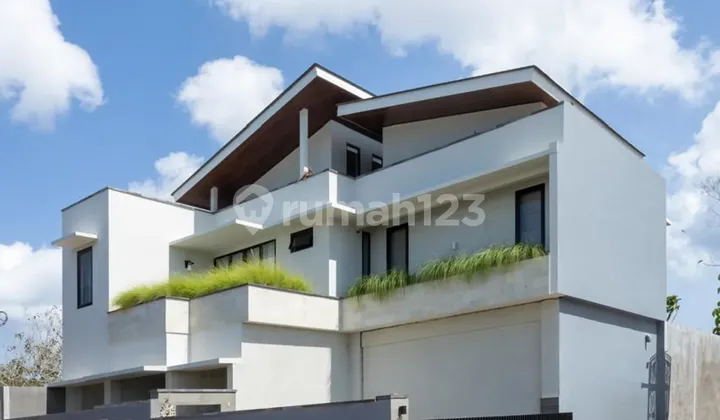 3 Bedroom Leasehold In Ungasan