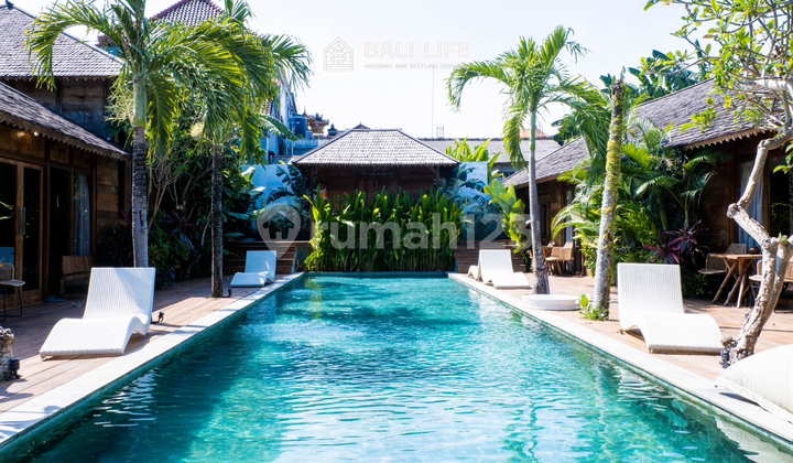 Leasehold Villa In Kerobokan Joglo Style