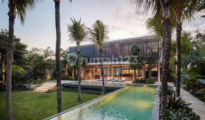 6 Bedroom Architectural Modern Freehold Rice Field View