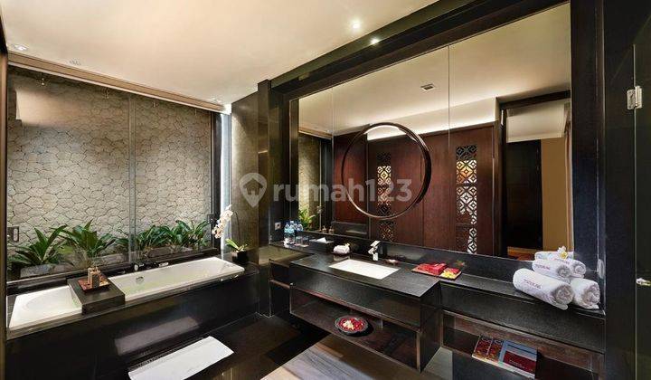 ONE OF THE LUXURY VILLAS IN THE HILL RESORT COMPLEX 9