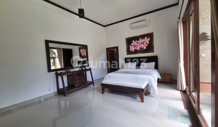 VILLA 5BEDROOM AT PANTAI NYANYI 4