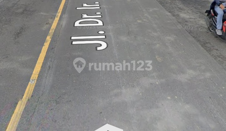 For Sale: 9.8 Are Land with 2-Story Shop House and Warehouse by Soekarno Bypass Road, Tabanan