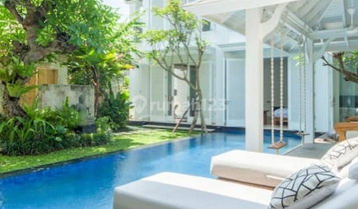 For sale modern style villa 300 meters near Brawa Canggu beach 1