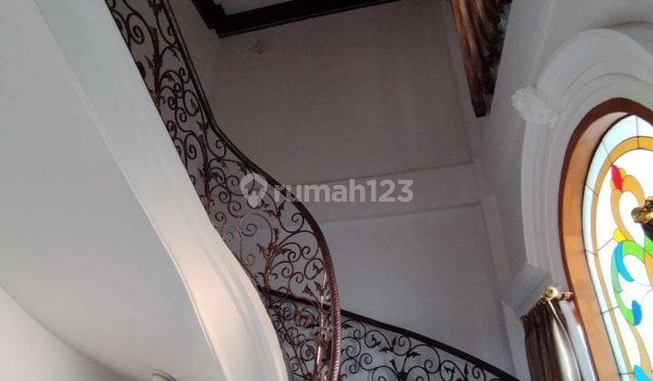 Dijual rumah mewah lantai 3 jalan imam bonjol denpasar 1