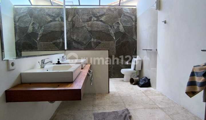 For Sale Semi Villa House in Kuwum, Kerobokan 2