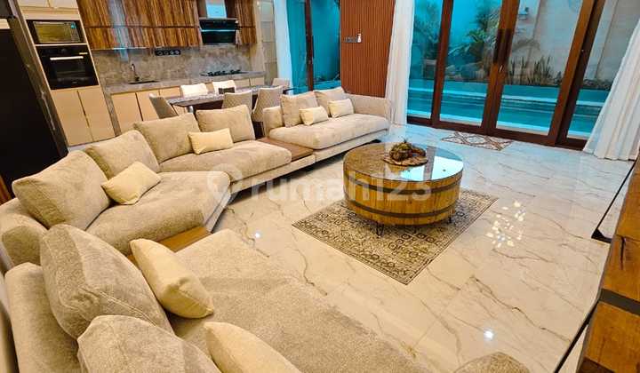 Dijual Villa Jalan Gunung Salak Kerobokan Badung-Bali Dijual Villa Jalan Gunung Salak Kerobokan Badung-Bali