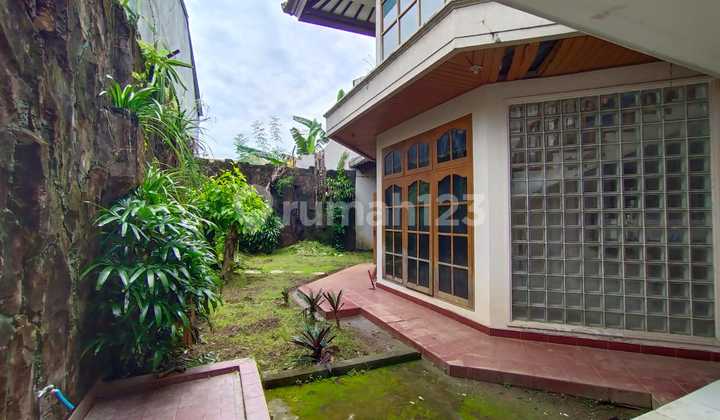 For Sale 2-Story Luxury House in Central Gatsu City Center For Sale 2-Story Luxury House in Central Gatsu City Center