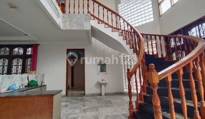 For Sale 2-Story Luxury House in Central Gatsu City Center For Sale 2-Story Luxury House in Central Gatsu City Center