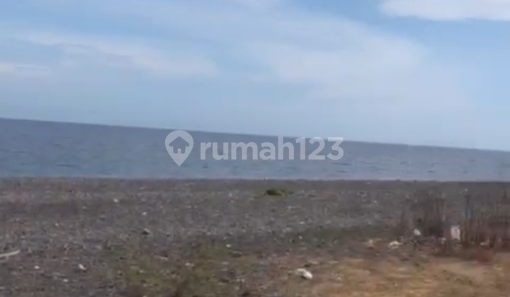 Dijual Tanah 93,9 Are Pinggir Pantai Bembeng Tejakula