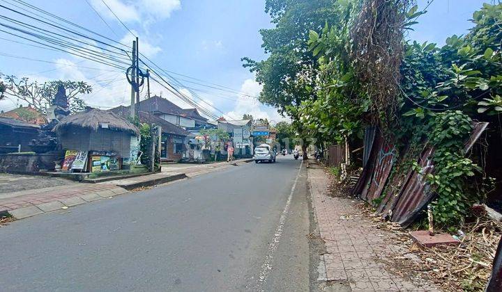 For Sale 16.65 Are Land on the Side of the Road with Building Contents Ubud 1