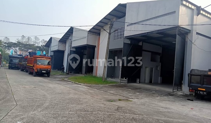 New Warehouse, Neat and Flood-Free in Tigaraksa New Warehouse, Neat and Flood-Free in Tigaraksa