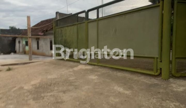 Tanah dan gudang di Legok Tanah dan gudang di Legok