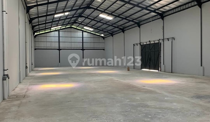 New Warehouse, Neat and Flood-Free in Tigaraksa New Warehouse, Neat and Flood-Free in Tigaraksa