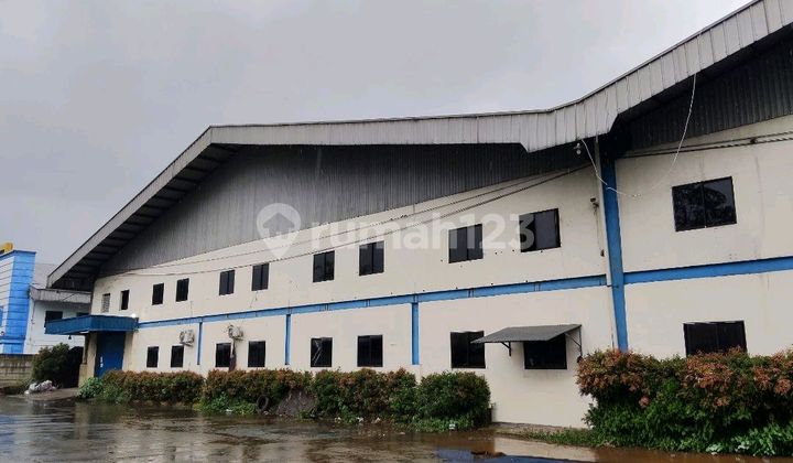 Warehouse for Rent, Neat, Strategic Location, Flood-Free and 40-Foot Container Access. Warehouse for Rent, Neat, Strategic Location, Flood-Free and 40-Foot Container Access.