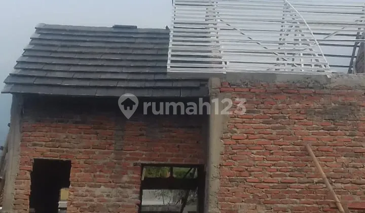 Beautiful, cool, best-selling house for sale in Bogor. 2