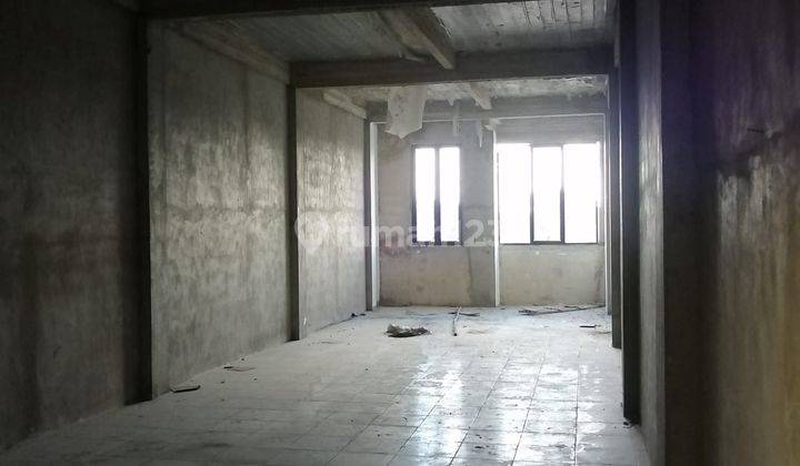 Ruko 3 Lantai di Jalan Perdana Dekat Dengan Megamall Dan Untan 3