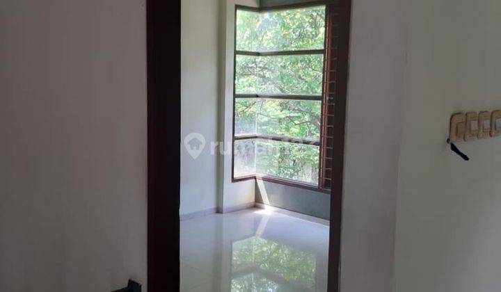 Rumah 2 Lantai Bagus SHM di Sektor 6 bintaro, Jakarta Selatan 7