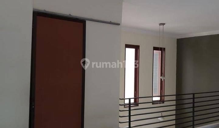 Rumah 2 Lantai Bagus SHM di Sektor 6 bintaro, Jakarta Selatan 9