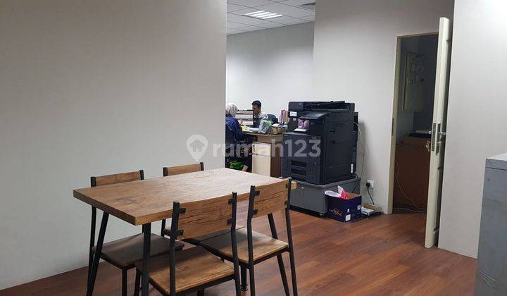 SIAP PAKAI!! Unit Kantor Di Puri Indah Financial Tower 1