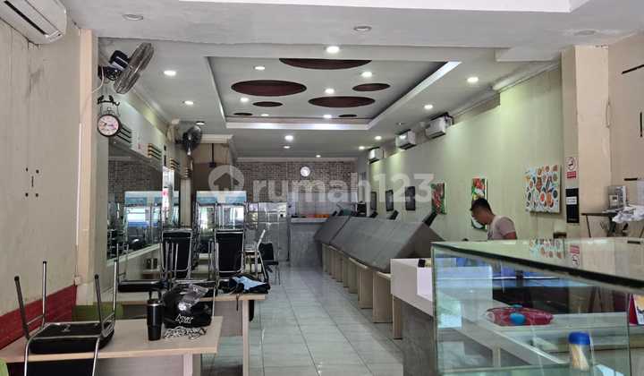 Posisi Strategis Hadap Jalan Besar! Disewakan Ruko Ekslusif Pik Posisi Strategis Hadap Jalan Besar! Disewakan Ruko Ekslusif Pik