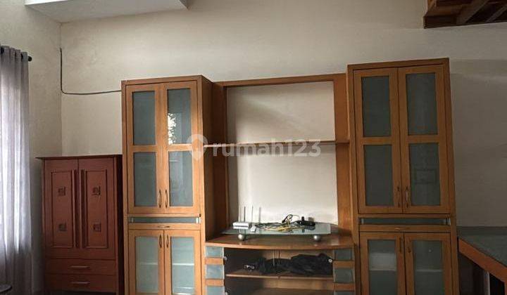 Disewakan Rumah Taman Surya Semi Furnished Ada Ac 1