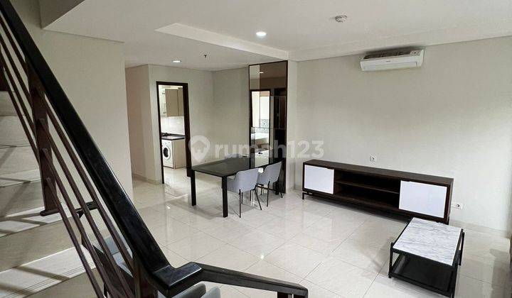 Turun Harga! Dijual Townhouse Puri Mansion Furnished 2