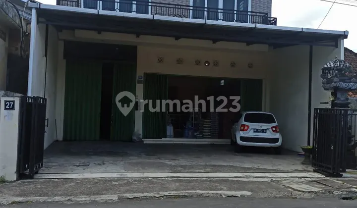 2-story shophouse on South Nangka Street, suitable for business or investment. 2-story shophouse on South Nangka Street, suitable for business or investment.