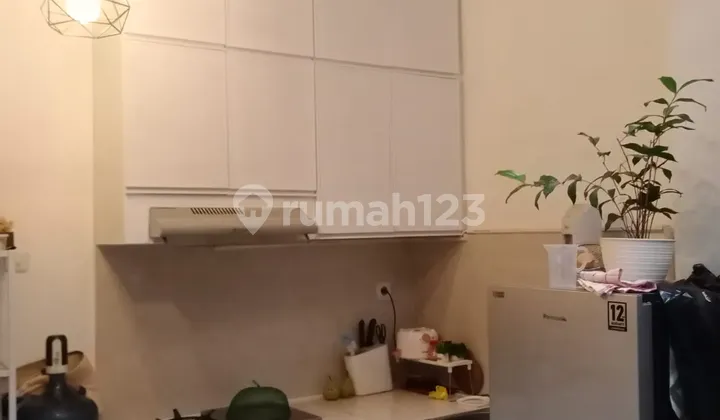 Ready-to-Live 2nd Floor House in South Denpasar, FREE AC in every room and Full Kitchen Set