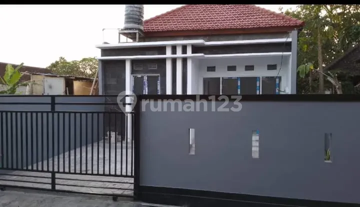 Dijual rumah siap huni, Nyaman dan Harga Terjangkau di Mengwi, Sading!