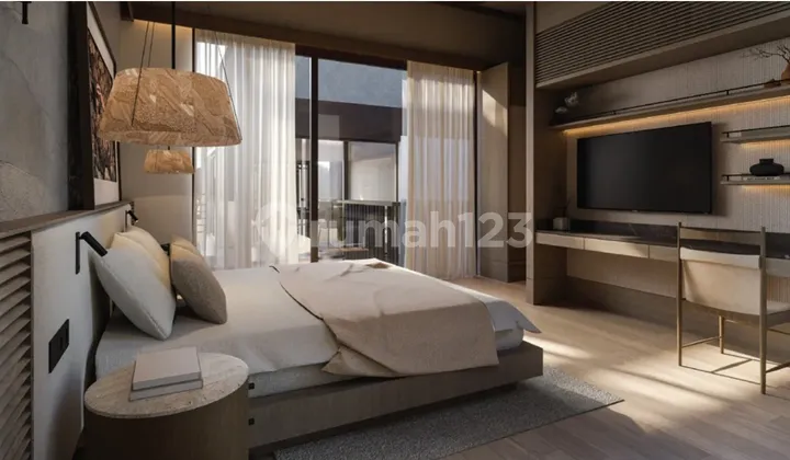 Dijual Fully Furnish Villa Mewah di Seminyak, fasilitas lengkap seperti jakuzzi & sunken living, FREE Pajak 11%! 2