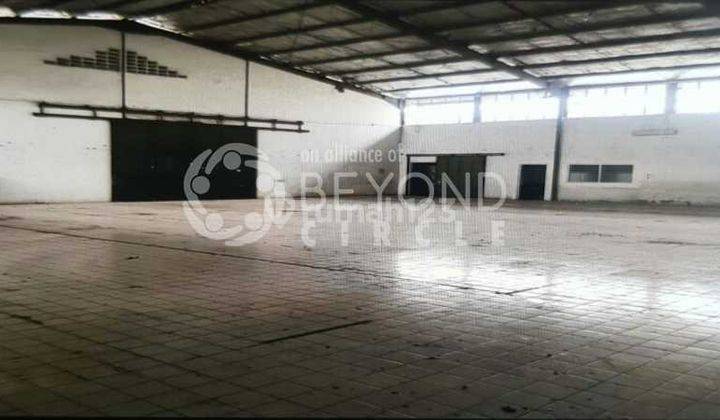 Pabrik Gudang Eks Garment Masih Aktif Di Cibolerang Kota Bandung 1