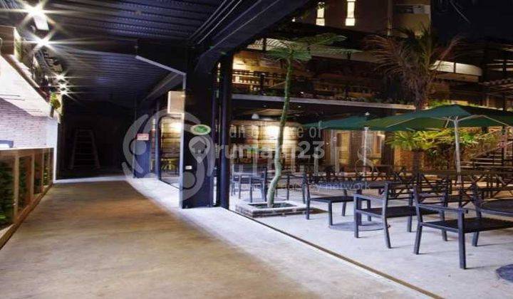 Cocok Banget Buat Usaha, Bonus Seluruh Furniture Dijual Rumah Ruang Usaha di Riau Bandung 5