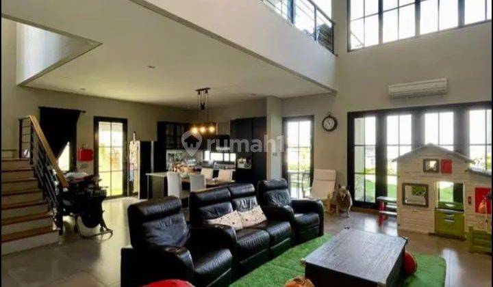 Berasa Holiday Dirumah Homey Ini, Dijual Furnished di Budi Indah 1