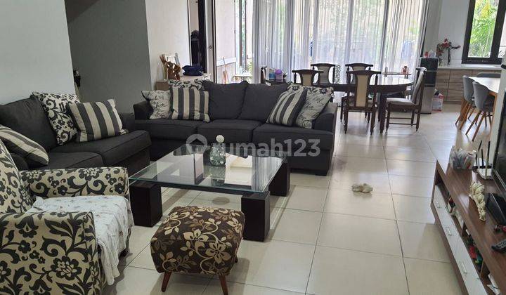 Rumah Manis Sudah Full Furnish, Jual di Btd Kota Baru Parahyangan 2