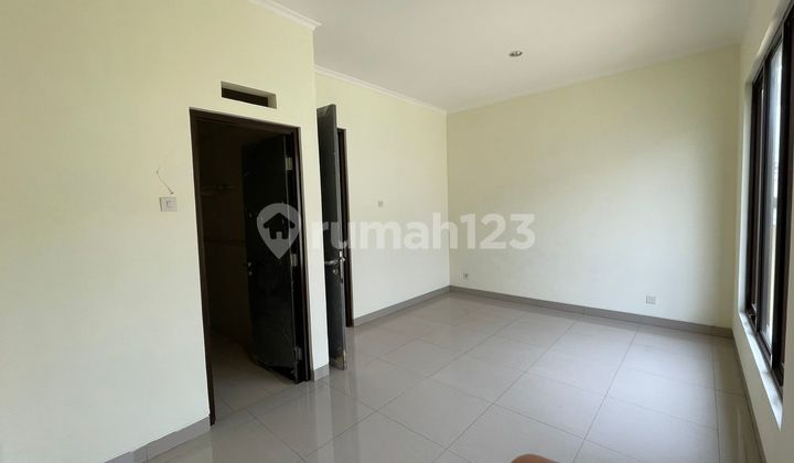 Luxury 2-Storey House for Rent Ready to Occupied Cluster Arana, Harapan Indah, Bekasi, 003 Luxury 2-Storey House for Rent Ready to Occupied Cluster Arana, Harapan Indah, Bekasi, 003