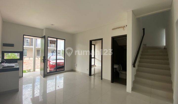 Rumah Wisteria Ada Attic 7x12, Metland Menteng, Cakung 007 Co 006 2