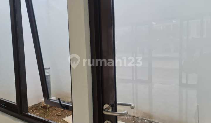 For Rent, Cheap and Fast, Strategic Location Shop House in Savoy, Cakung, East Jakarta, 028 2